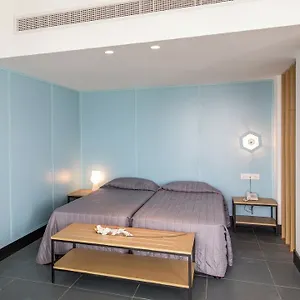 https://apartments-anthea.hotelsatayianapa.com